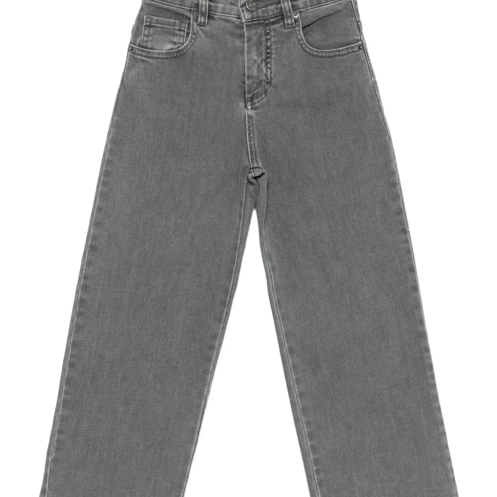 Джинсы с необработанным краем