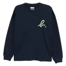 Футболка с вышитым логотипом