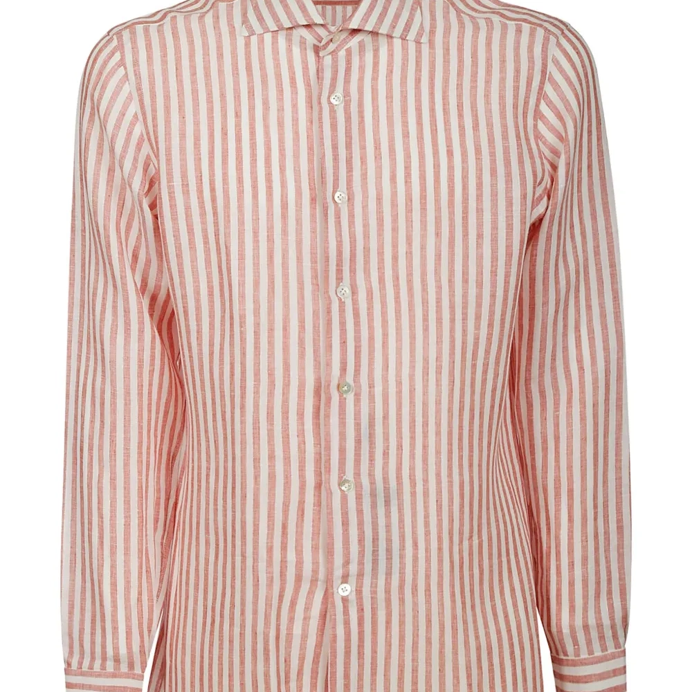 Рубашка в полоску на пуговицах