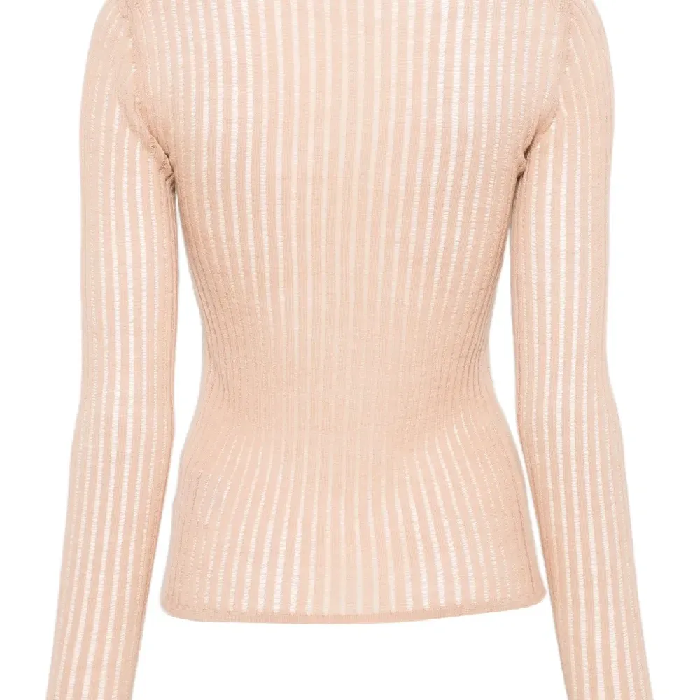 Свитер фактурной вязки