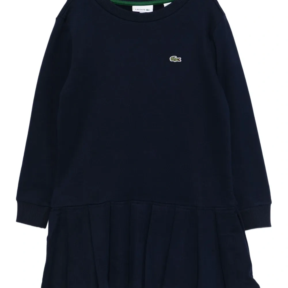 Платье с вышитым логотипом