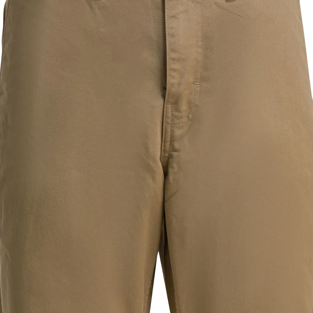 Брюки на пуговицах