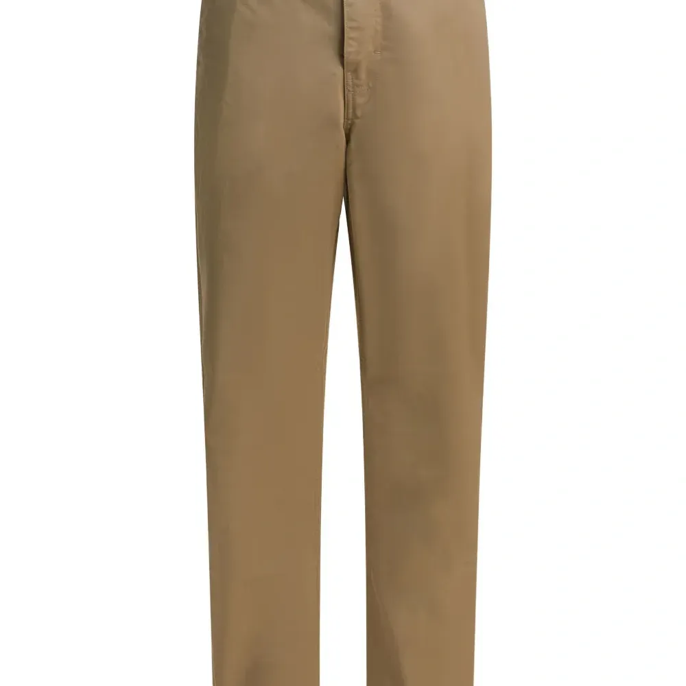 Брюки на пуговицах