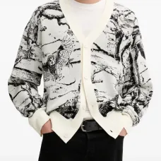 Кардиган с узором на пуговицах