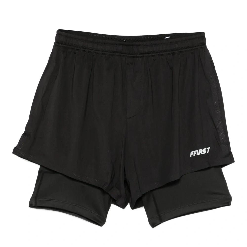 Спортивные шорты с логотипом