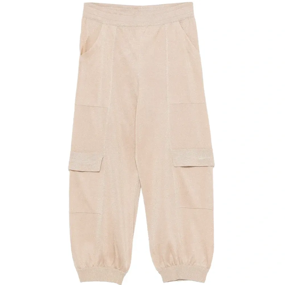 Брюки с накладными карманами