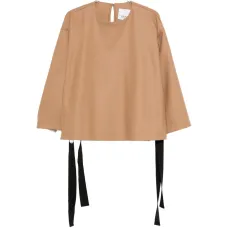 Блузка с круглым воротником