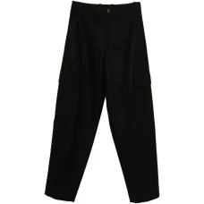 Брюки с накладными карманами