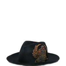 Украшенная шляпа
