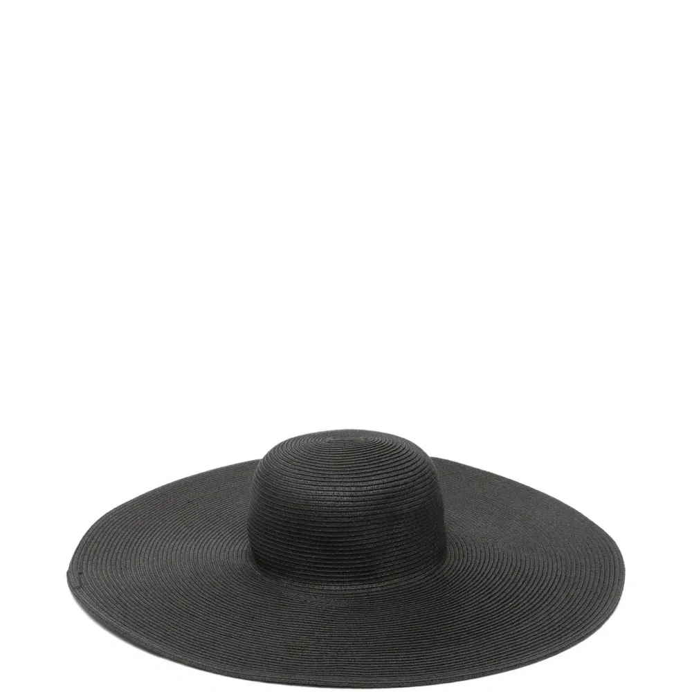 Шляпа с широкими полями