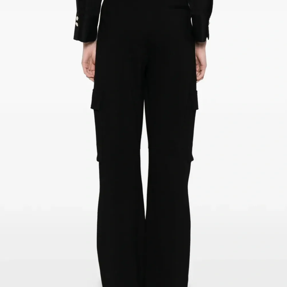 Брюки с карманами Брюки с карманами