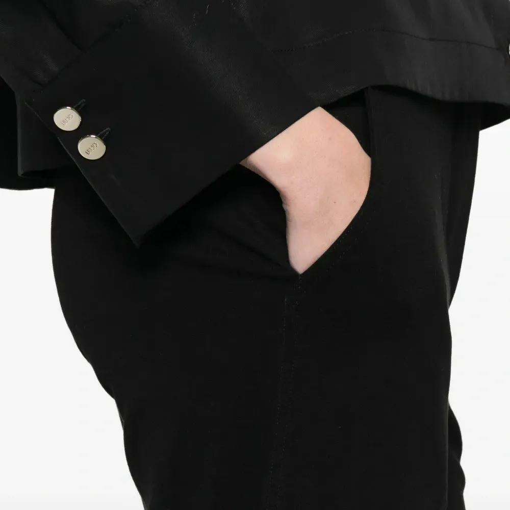 Брюки с карманами Брюки с карманами