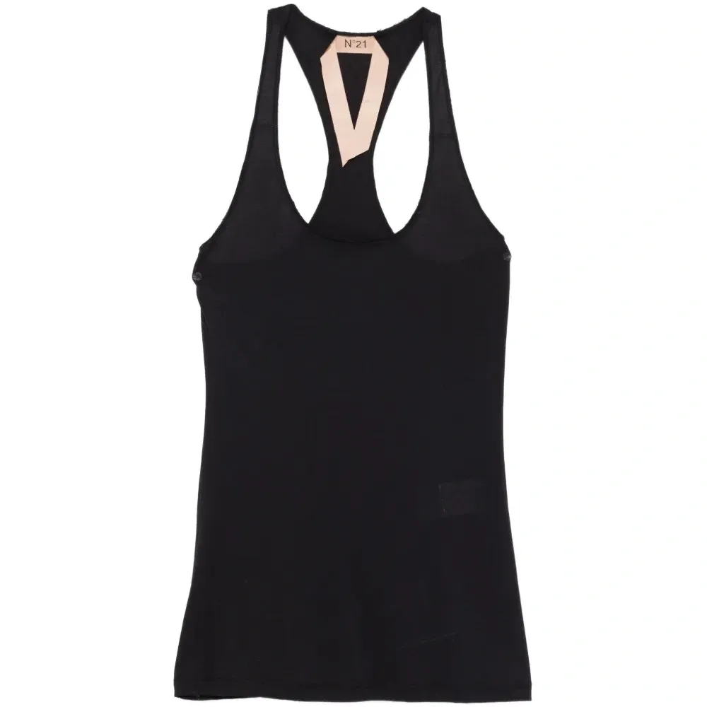 Топ с V-образным вырезом