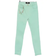 Джинсы с подвесками-талисманами