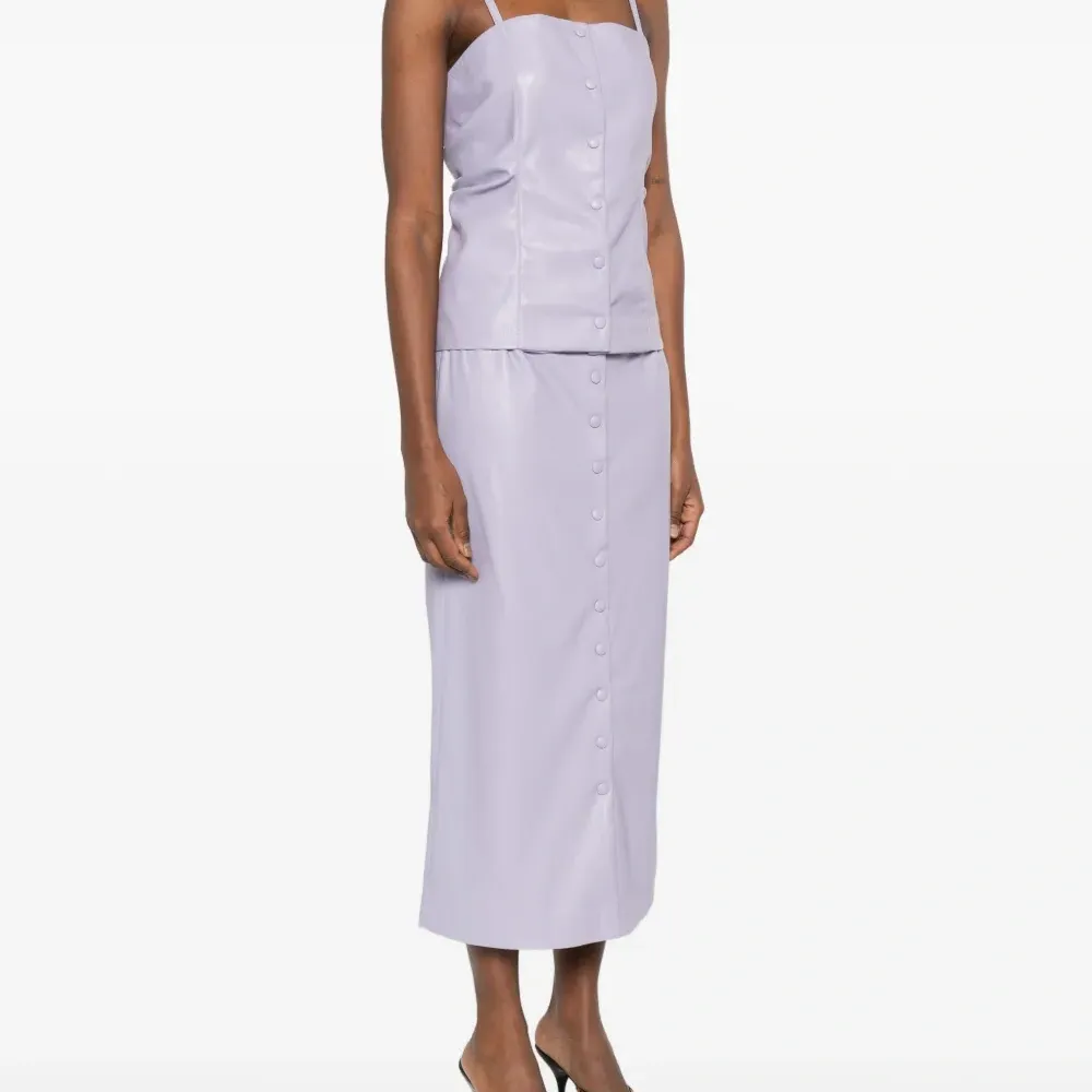 Блузка с застежкой на пуговицах Блузка с застежкой на пуговицах