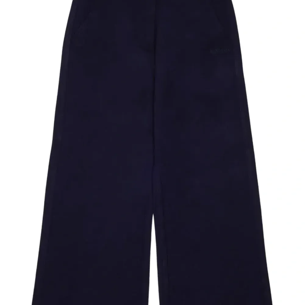 Брюки с вышитым логотипом