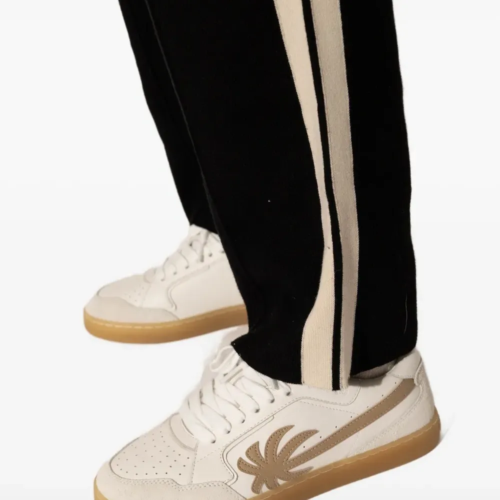 Кроссовки из кожи с пальмами