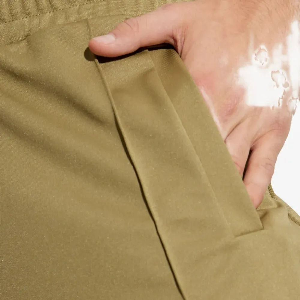 Спортивные брюки с боковыми лампасами