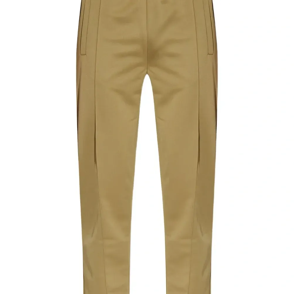 Спортивные брюки с боковыми лампасами