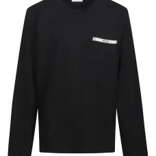 Футболка с длинными рукавами и карманом