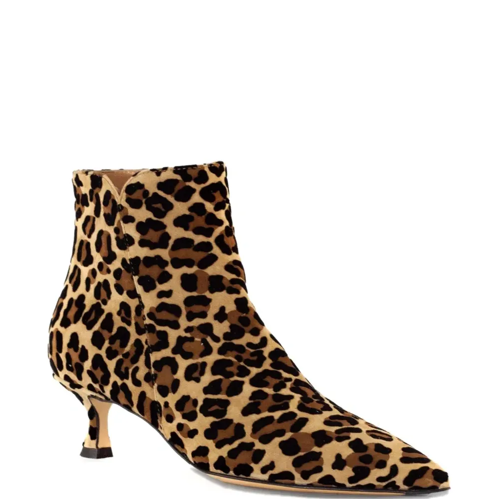 Ботильоны с леопардовым принтом и каблуком 50 мм