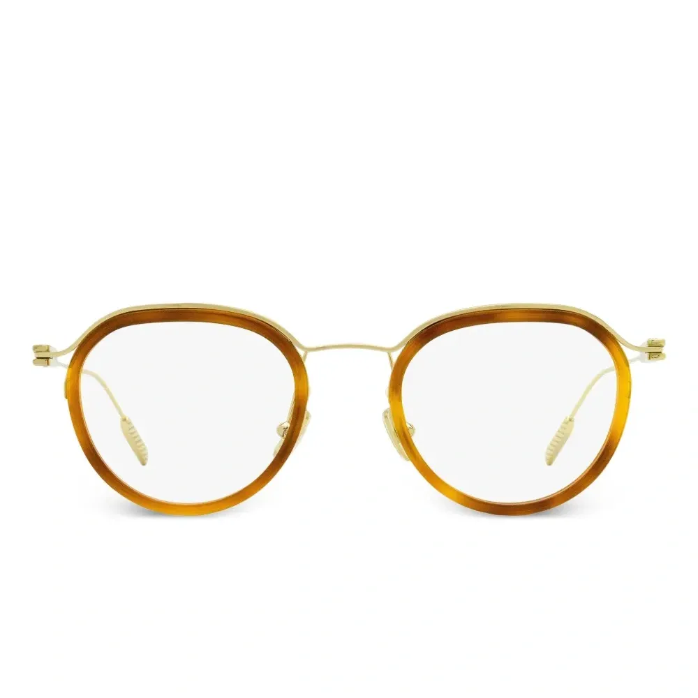 Очки в овальной оправе