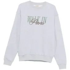 Свитшот с вышитым логотипом