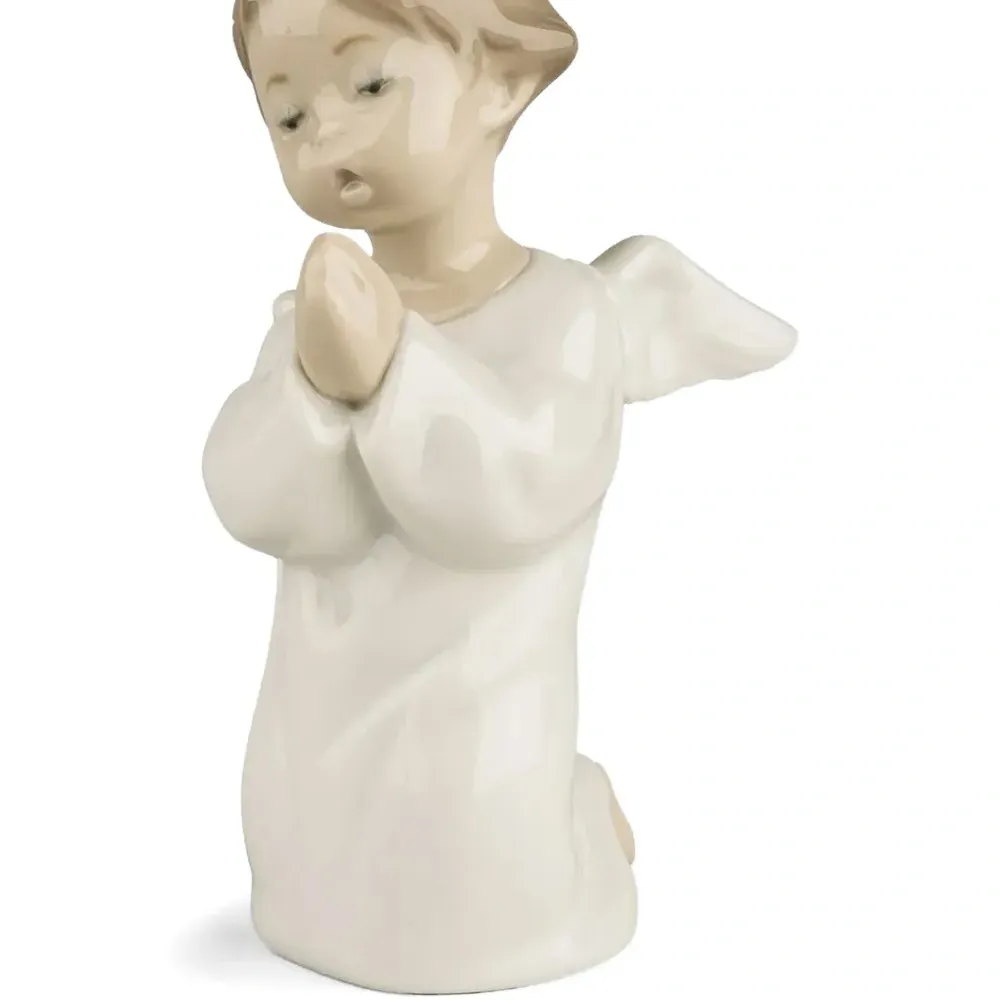 Скульптура "Ангел в молитве"