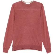 Свитер с круглым вырезом