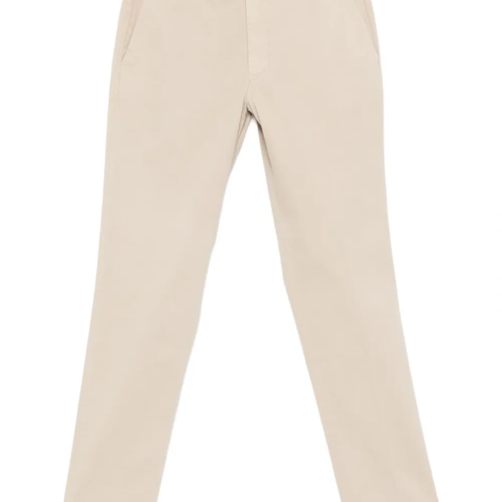 Брюки на пуговицах