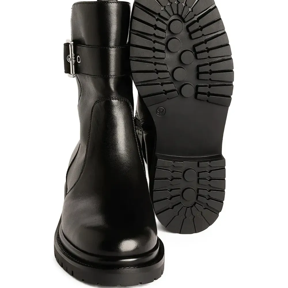 Ботинки с логотипом Ботинки с логотипом