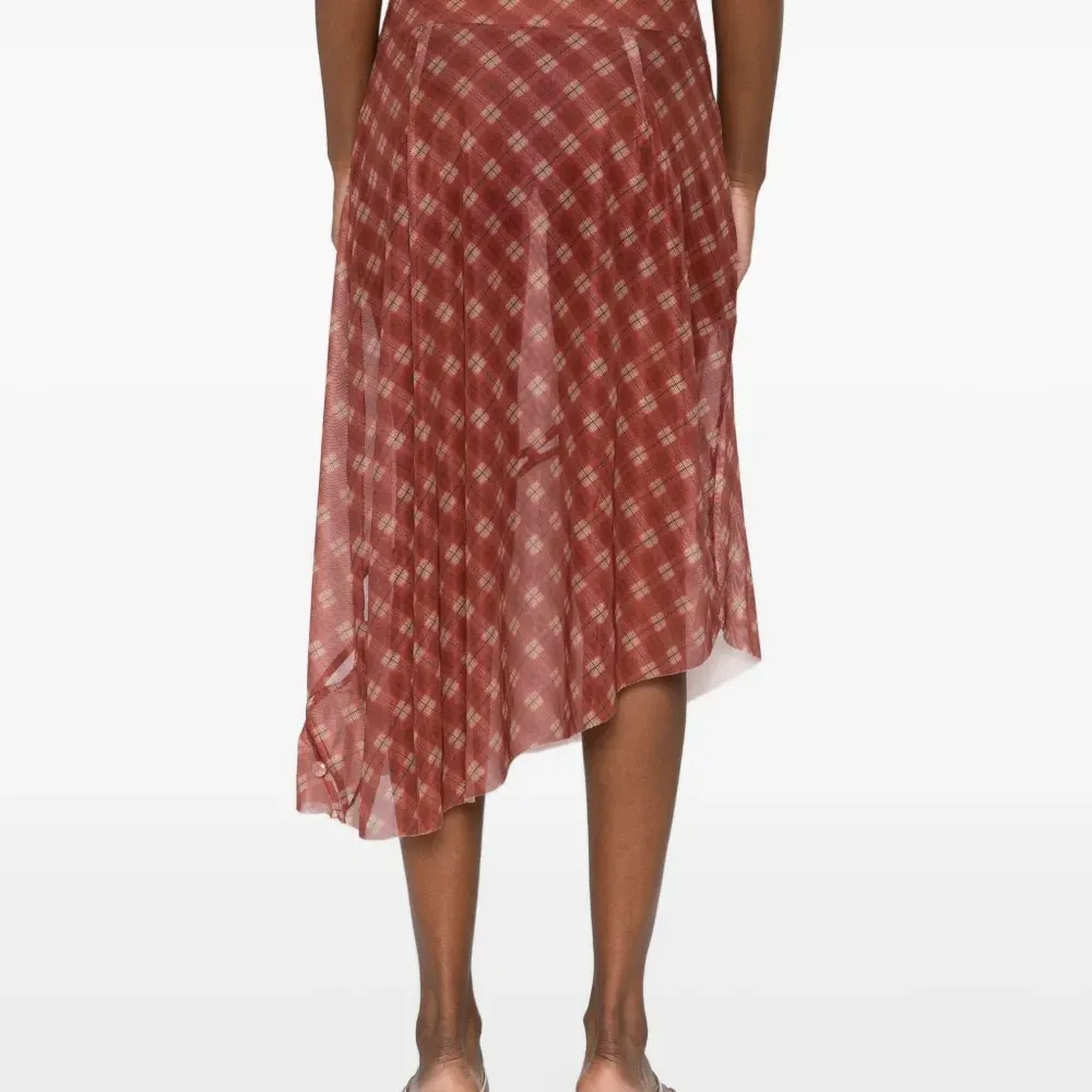 Клетчатая юбка с пуговицами Клетчатая юбка с пуговицами