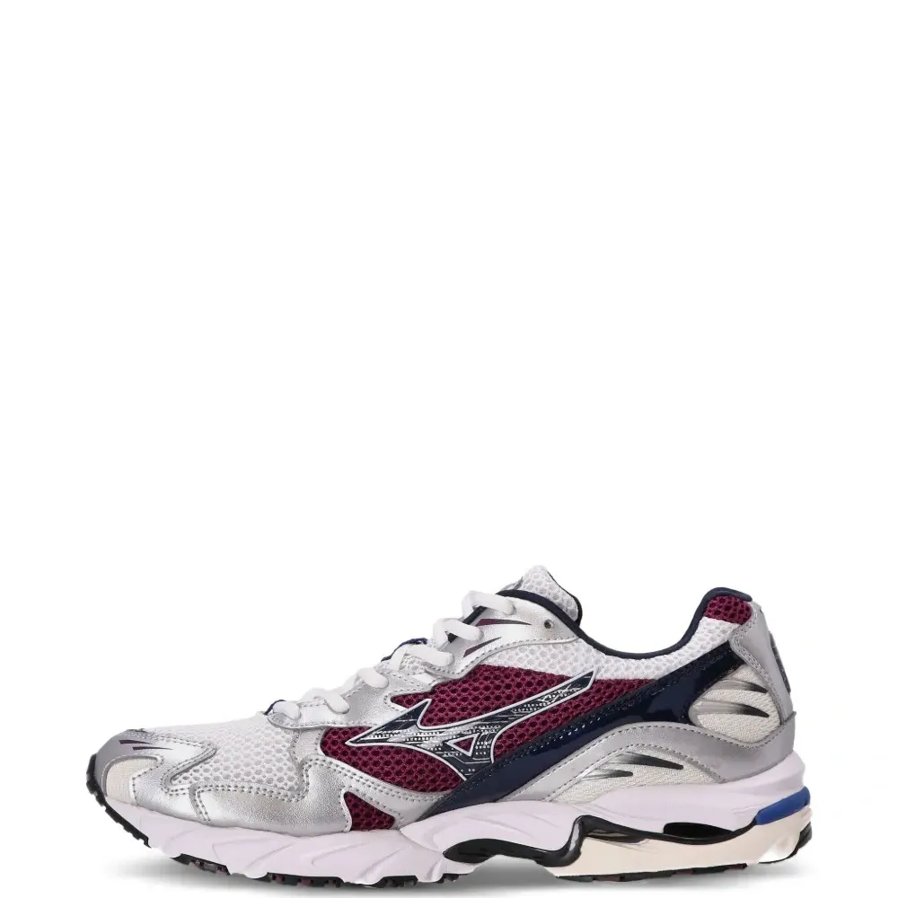 Кожаные кроссовки Кожаные кроссовки