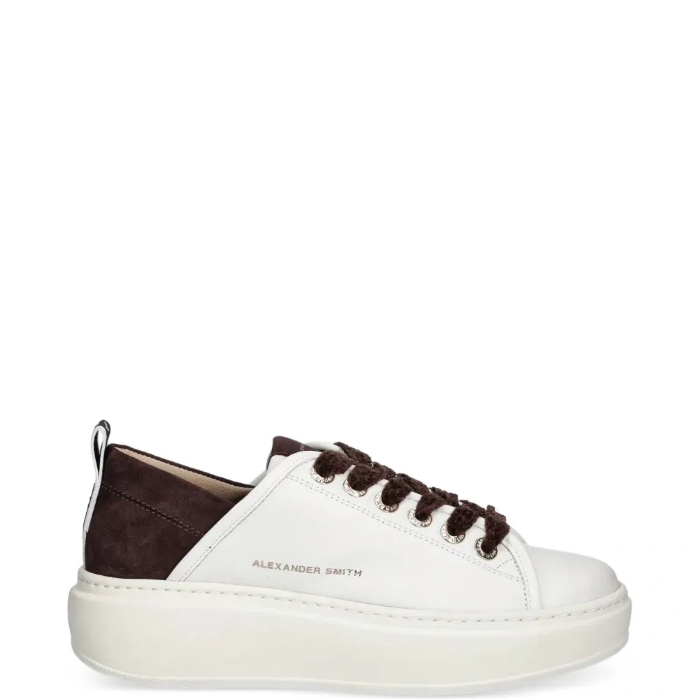 Кеды Wembley на шнуровке