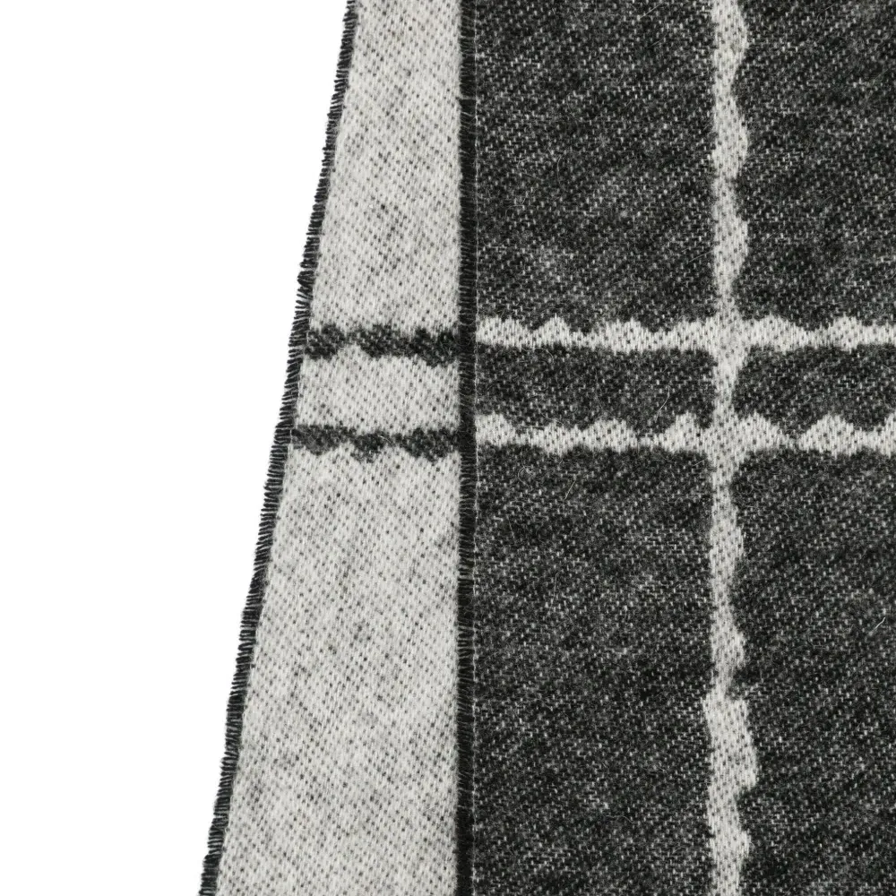 Клетчатый шарф