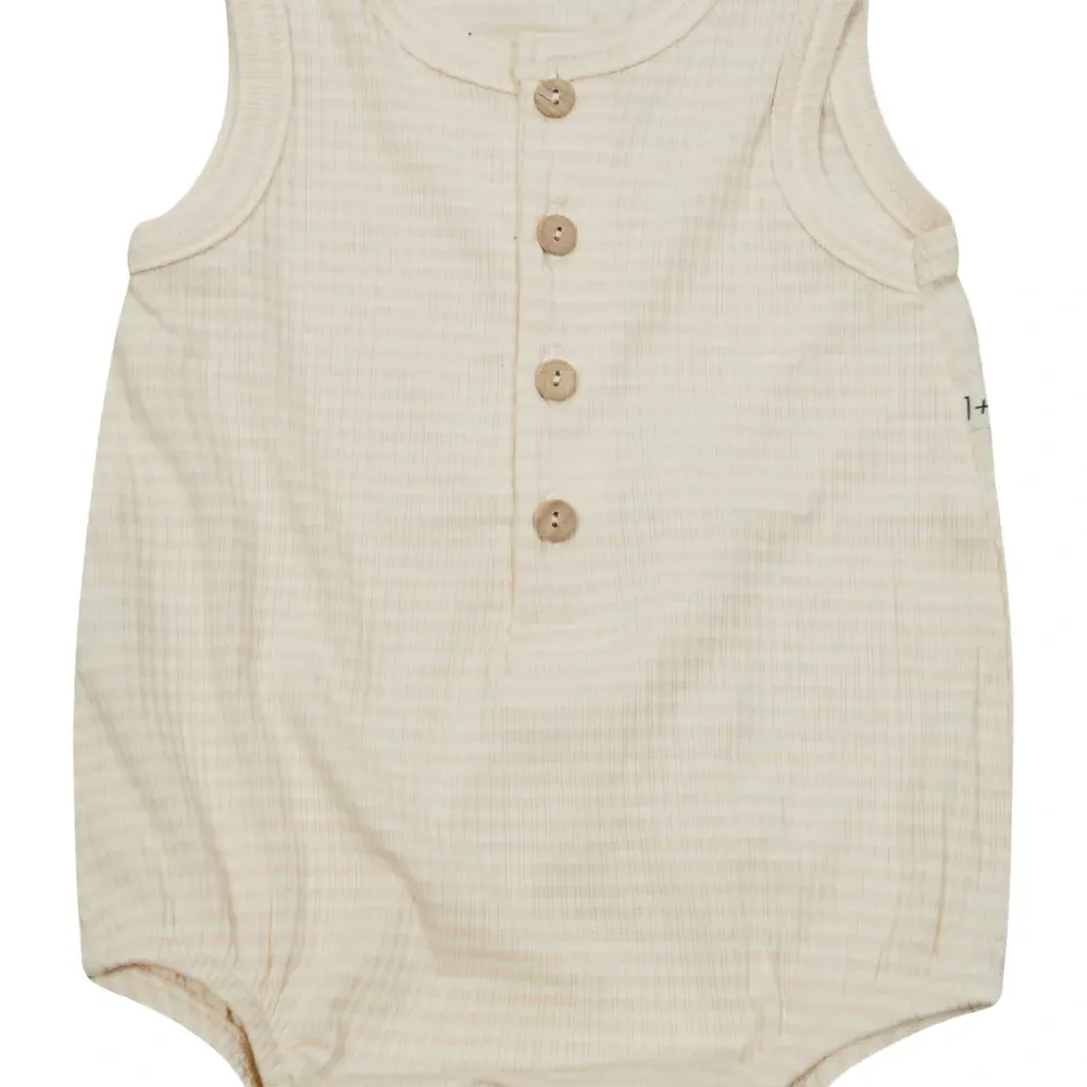 Полосатый комбинезон на пуговицах