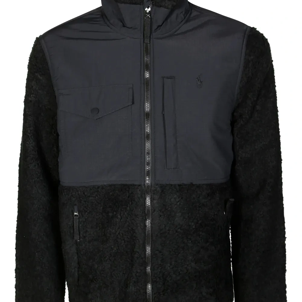 Куртка на молнии