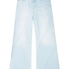 Расклешенные джинсы