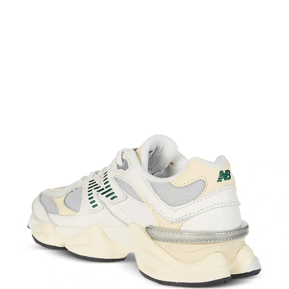 Кроссовки 9060