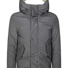 Куртка с простеганными пуговицами