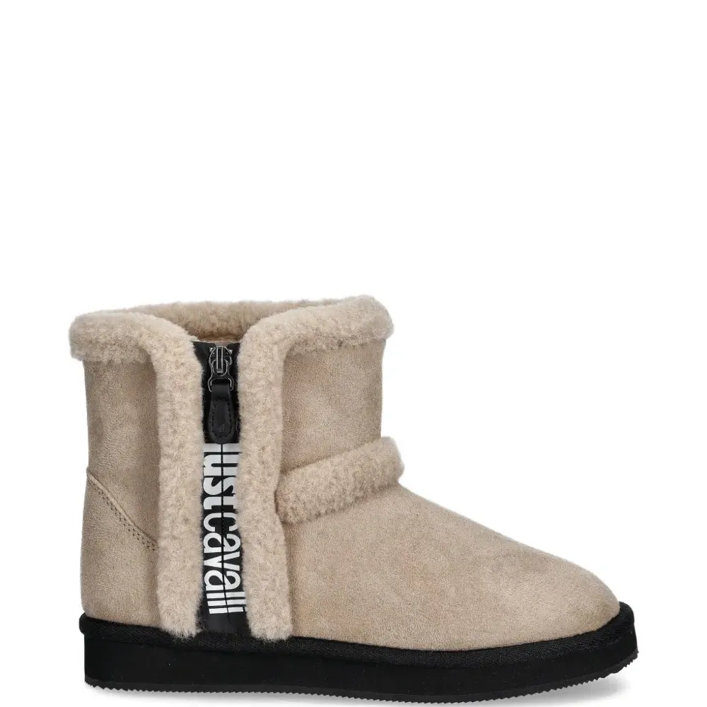 Ботинки на молнии