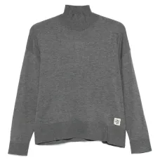 Свитер с высоким воротом и нашивкой-логотипом