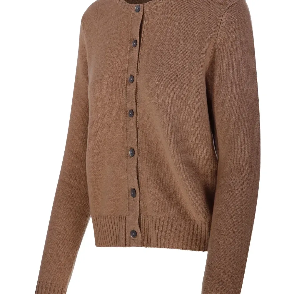 Кардиган на пуговицах