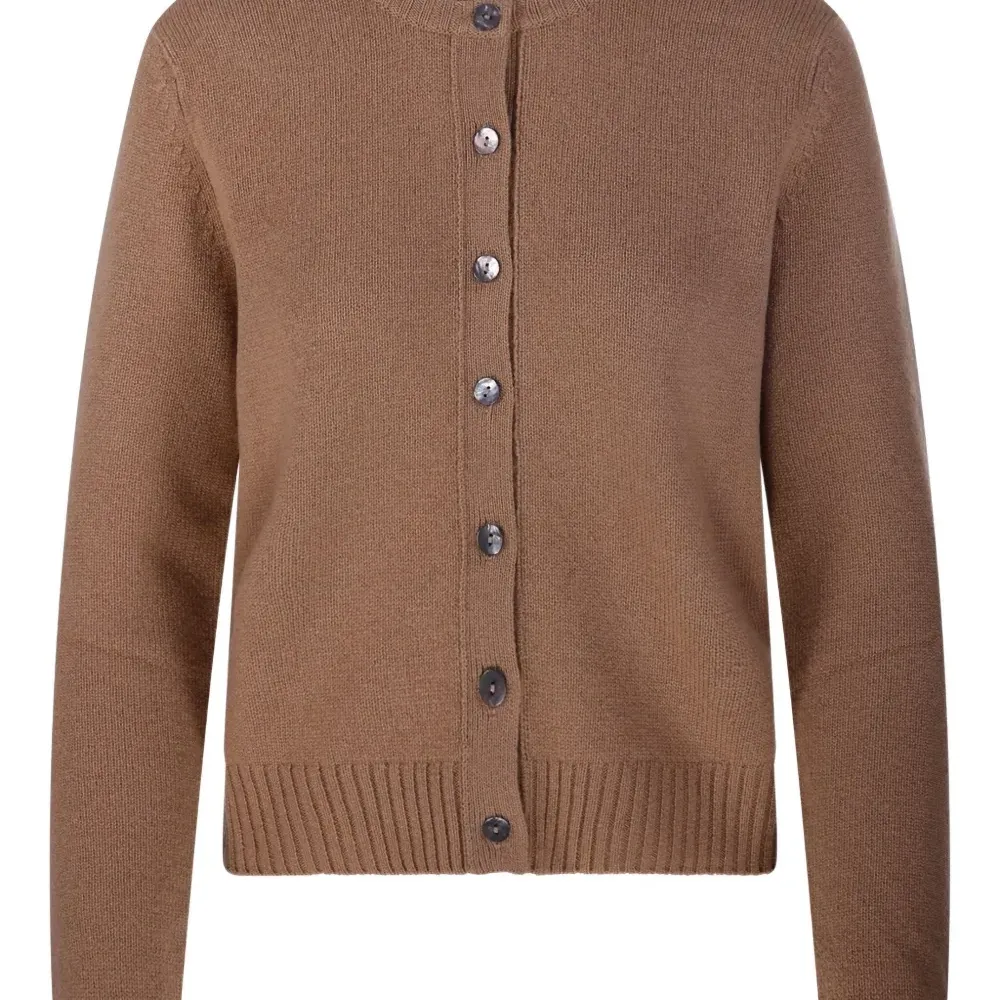 Кардиган на пуговицах