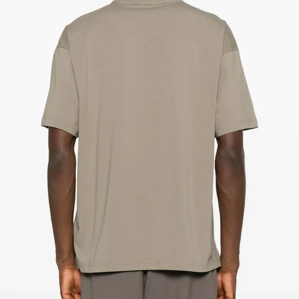 Футболка с нашивкой логотипа FGL Union