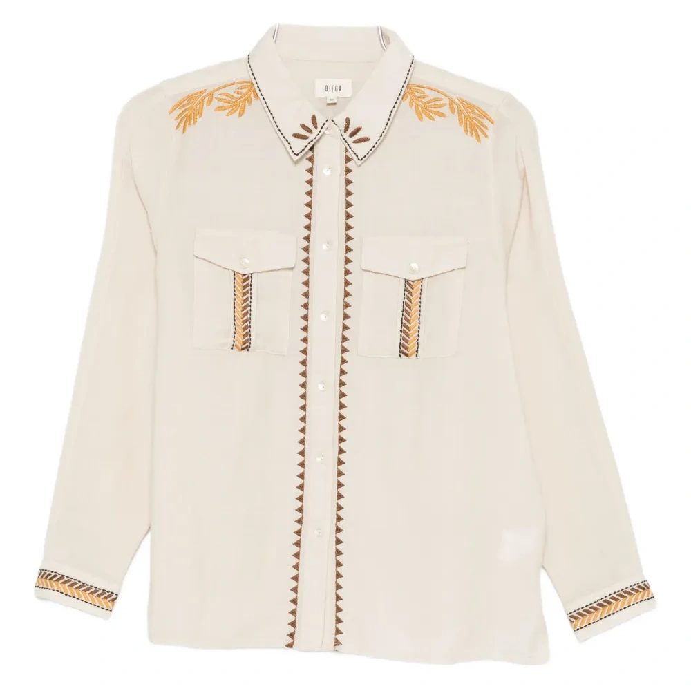 Вышитая рубашка