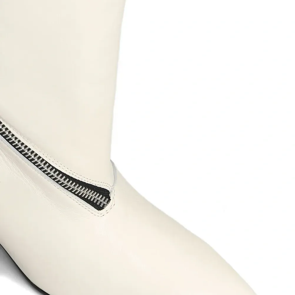 Ботинки на молнии