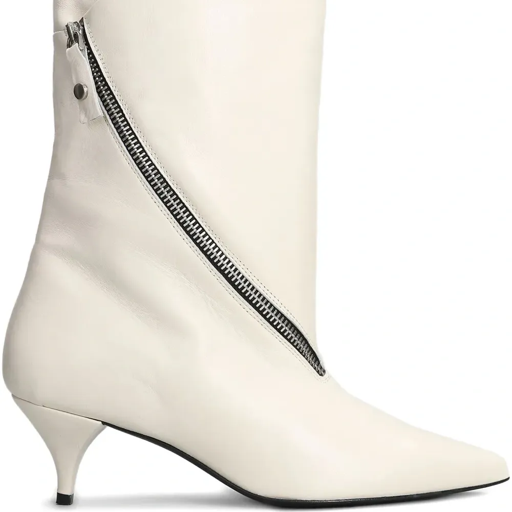 Ботинки на молнии