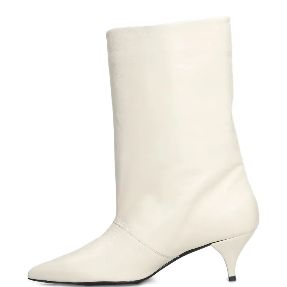 Ботинки на молнии