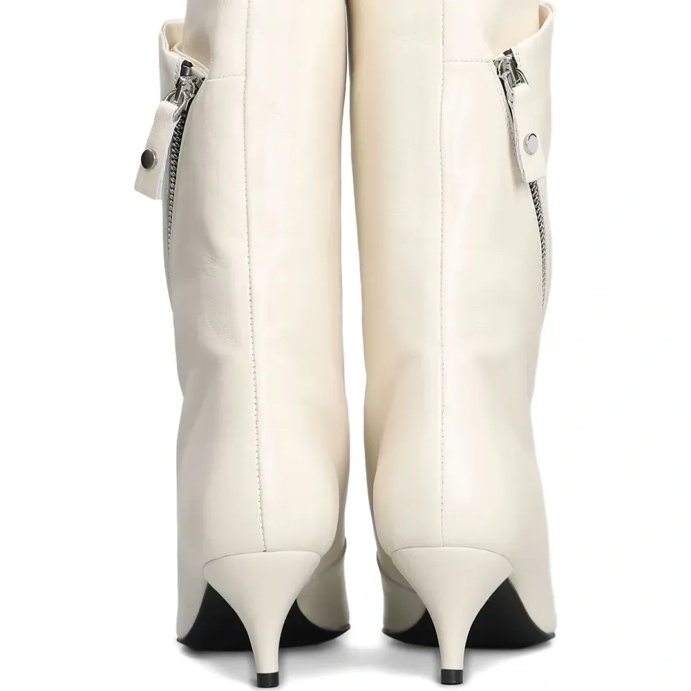 Ботинки на молнии